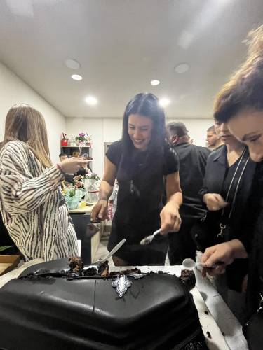 Το Γραφείο Τελετών Αδάμ Επεκτείνεται: Εγκαίνια Νέου Καταστήματος στη Χαλκίδα