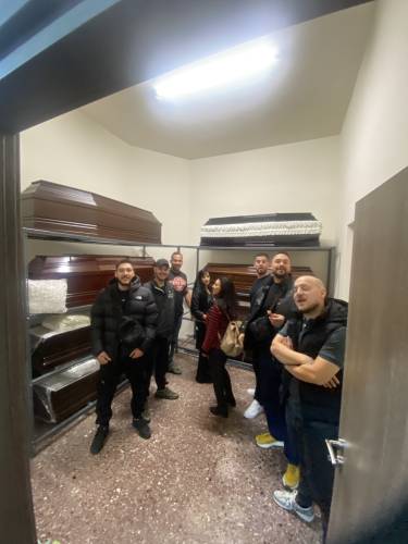 Το Γραφείο Τελετών Αδάμ Επεκτείνεται: Εγκαίνια Νέου Καταστήματος στη Χαλκίδα